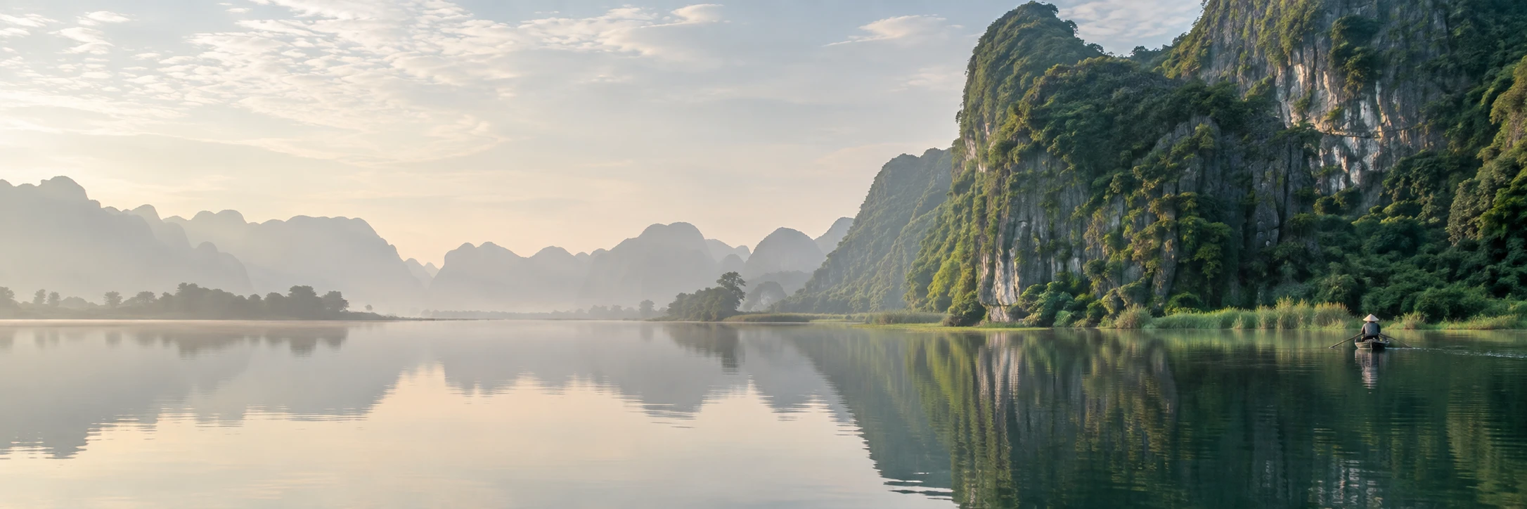 Minh họa phong cảnh: Cường Phạm · Những chuyến đi